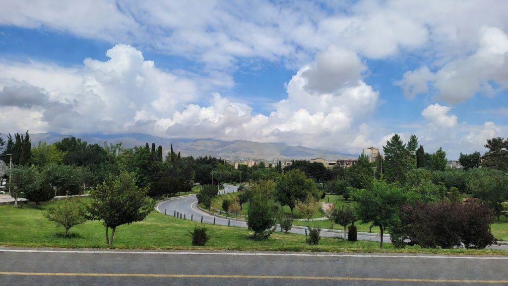 چند مایل باید در روز پیاده‌روی کنید تا وزن کم کنید؟ پاسخ علمی